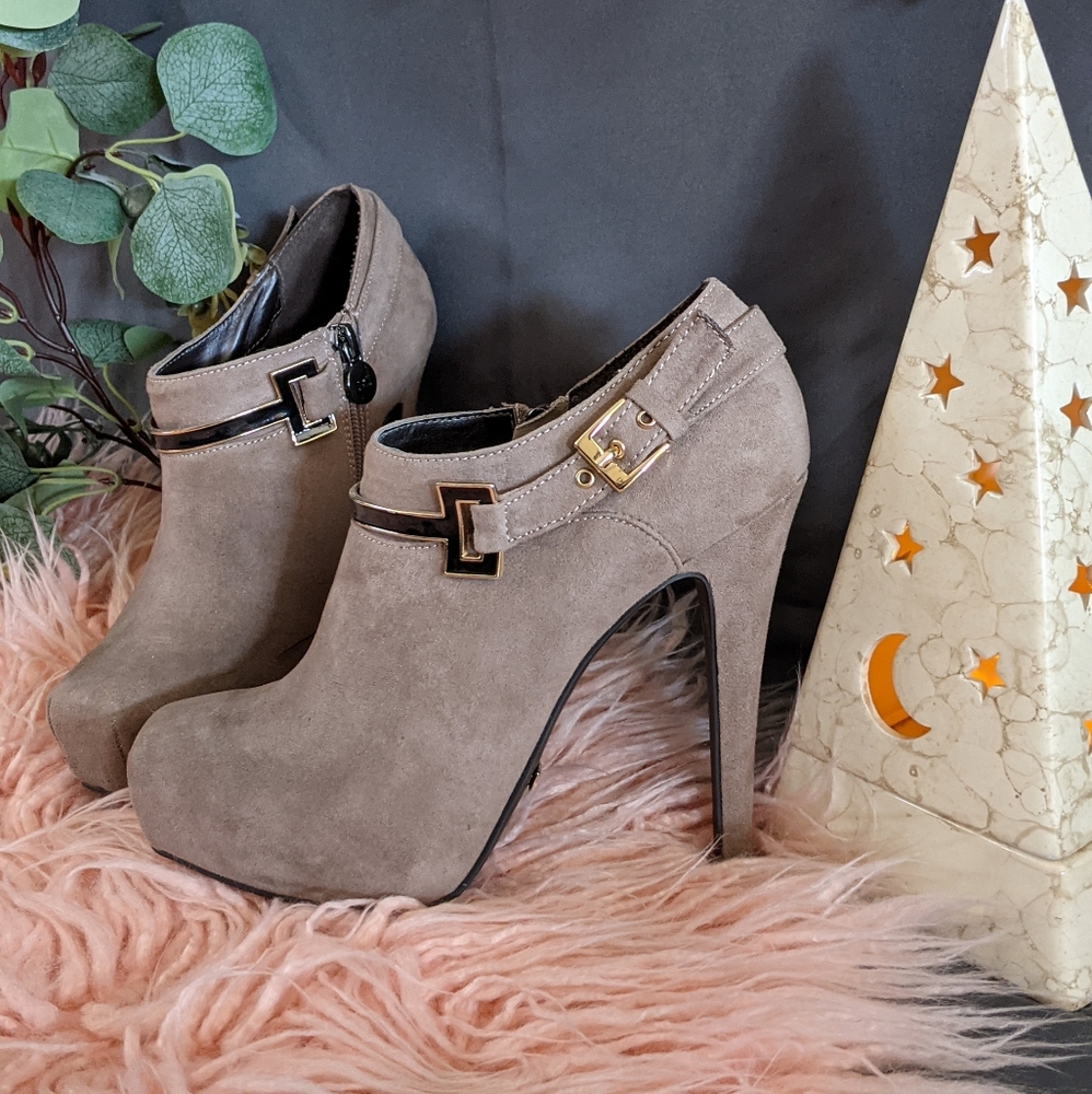 Primadonna faux suede ankle boots